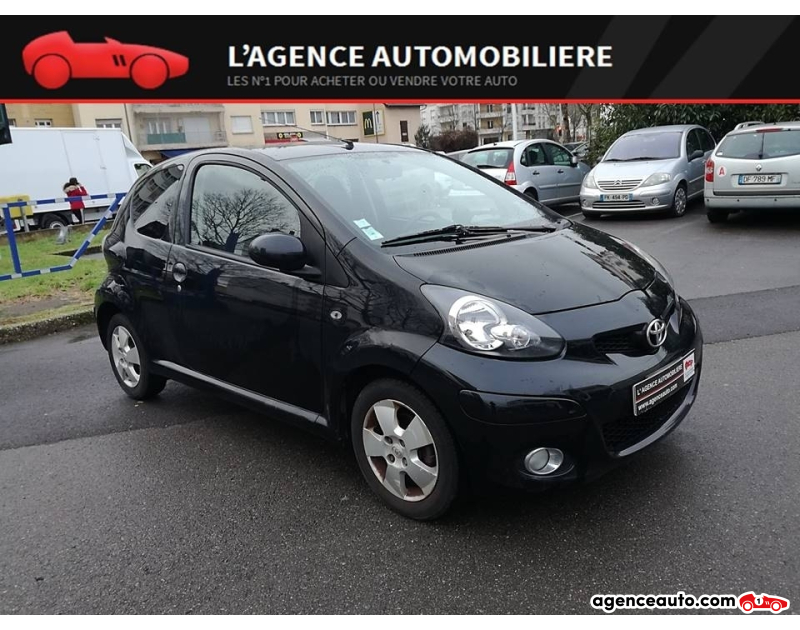Achat voiture occasion, Auto occasion pas cher | Agence Auto Toyota Aygo 1.0 VVTI CONNECT 68CH ( 1ère main) Violet Année 2010 Manuelle Essence